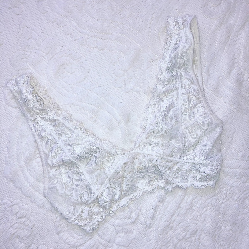 🕊 White Lace Bralette 🕊